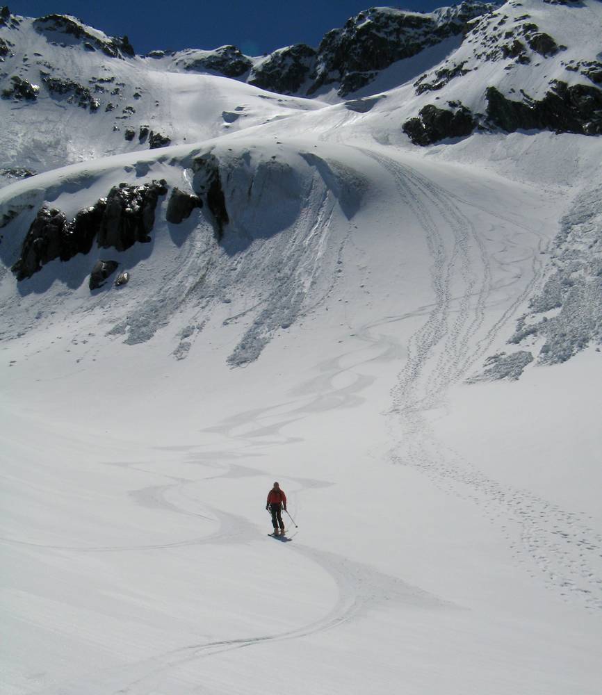 #13 Aiguille de Peclet : On sort du Glacier par la rive gauche Aiguille de Peclet : On sort du Glacier par la rive gauche