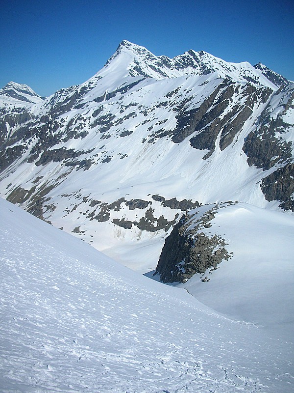 #6 Bas de la face Nord : Vue sur la Grande Sassière Bas de la face Nord : Vue sur la Grande Sassière