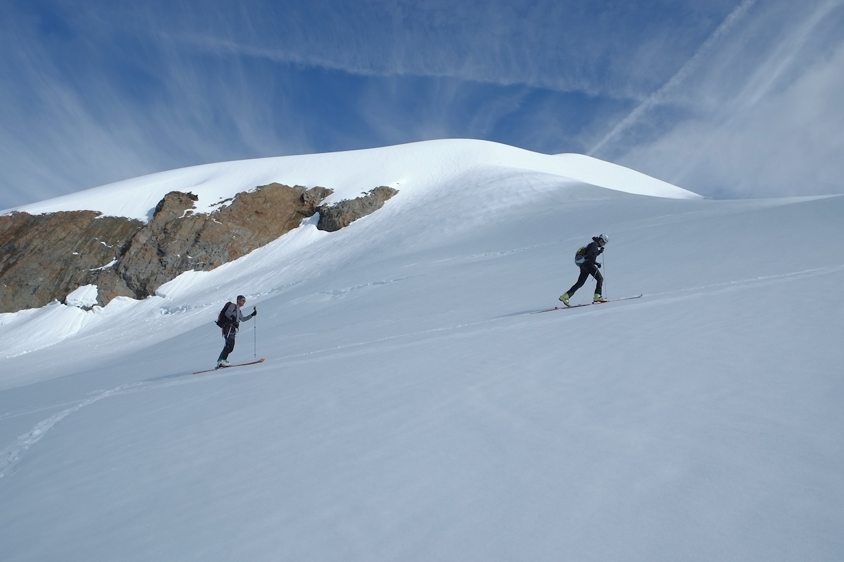 #13 Aiguille des Glaciers : Petit coup de barre après avoir passé les 3000 m ;-) Aiguille des Glaciers : Petit coup de barre après avoir passé les 3000 m ;-)