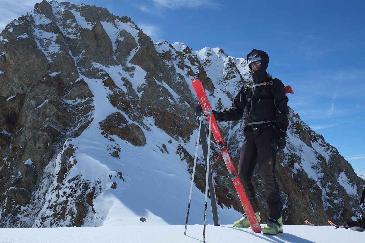 #20 Aiguille des Glaciers : Raph à l Aiguille des Glaciers : Raph à l'Epaule, terminus à ski (3700 m environ)