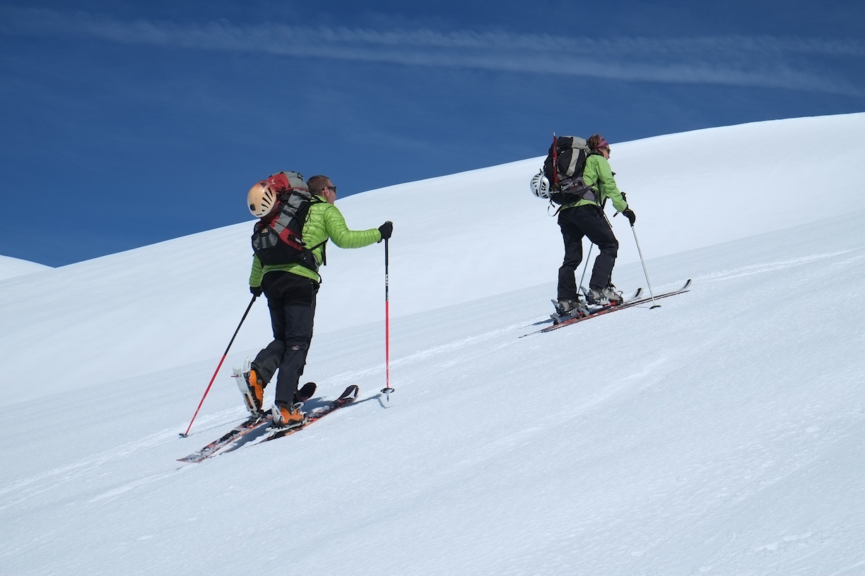 #23 Aiguille des Glaciers : Rencontre bien sympa d Aiguille des Glaciers : Rencontre bien sympa d'un cordée qui termine l'ascension (j'ai quelques belles photos de vous, contactez moi par MP si cela vous intéresse !)