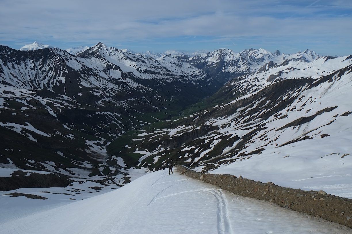 #6 Aiguille des Glaciers : Sur la moraine Aiguille des Glaciers : Sur la moraine