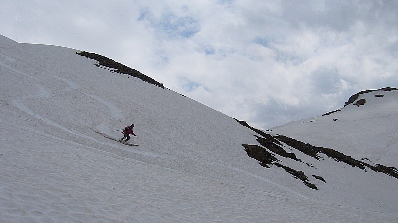 Descente des Aiguillettes : On est bien content de pouvoir skier ainsi pour une mi-juin