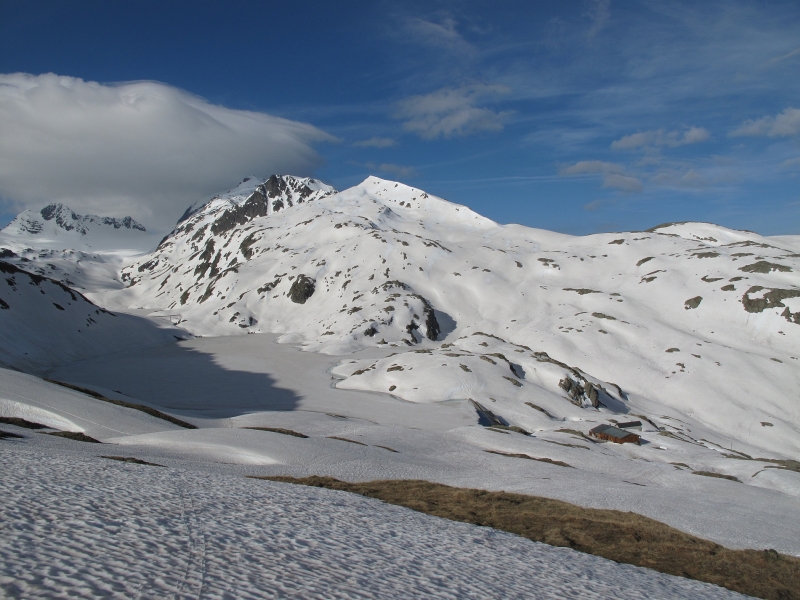 #6 Vue d Vue d'ensemble... : C'est encore l'hivers...les lacs sont bien pris par les glaces..