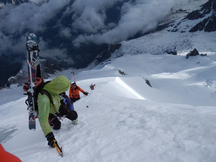 #11 Arête Nord Gouter : Facile en montée, plus compliquée à la descente compte tenu des plaques de glace Arête Nord Gouter : Facile en montée, plus compliquée à la descente compte tenu des plaques de glace