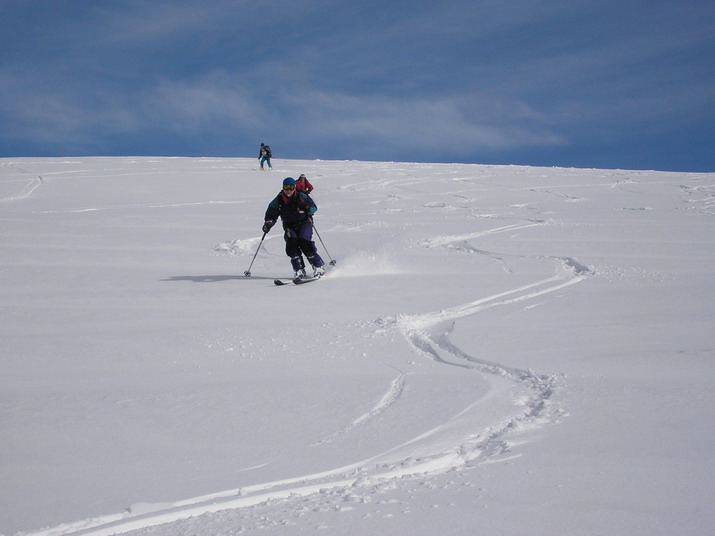 #3 Régis à l Régis à l'attaque! : ils vont pas mal ces nouveaux skis on dirait!!