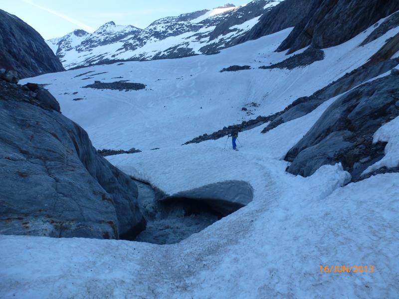 #3 Lee Blanche face N : le fameux pont de neige limite limite ... Lee Blanche face N : le fameux pont de neige limite limite ...