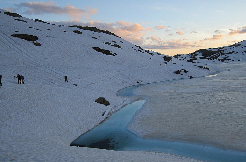 #5 départ tranquille : la fonte de la glace forme de belles structures départ tranquille : la fonte de la glace forme de belles structures