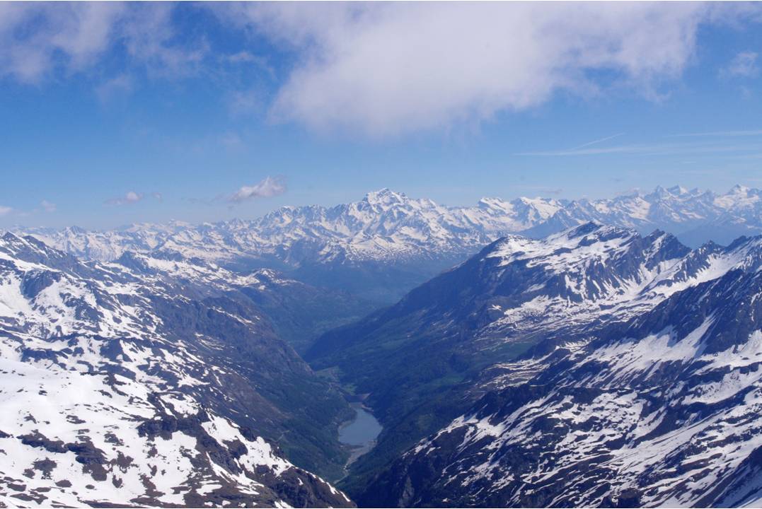#8 Valgrisenche et Grd Combin : Dans l Valgrisenche et Grd Combin : Dans l'axe de la vallée de Valgrisenche, et du Grand Combin.