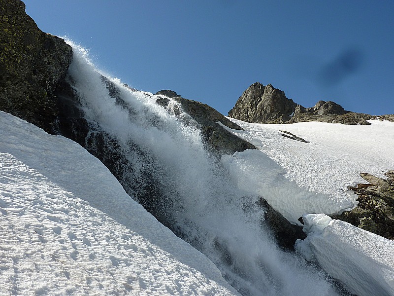 #9 La cascade : Bouillonnante La cascade : Bouillonnante