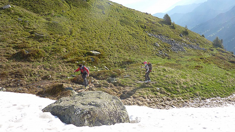 #2 Ski herbe : seul contact des skis avec l Ski herbe : seul contact des skis avec l'herbe de la journée