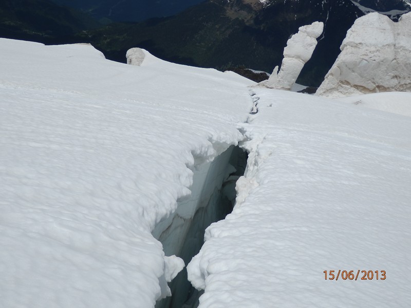 #6 Glacier des Bossons : mieux vaut être encordés Glacier des Bossons : mieux vaut être encordés