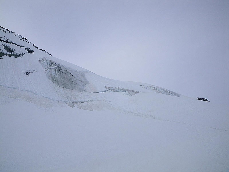 2ème partie : Itinéraire vers épaule du Mont Pourri vu depuis pied du couloir du col des Roches.