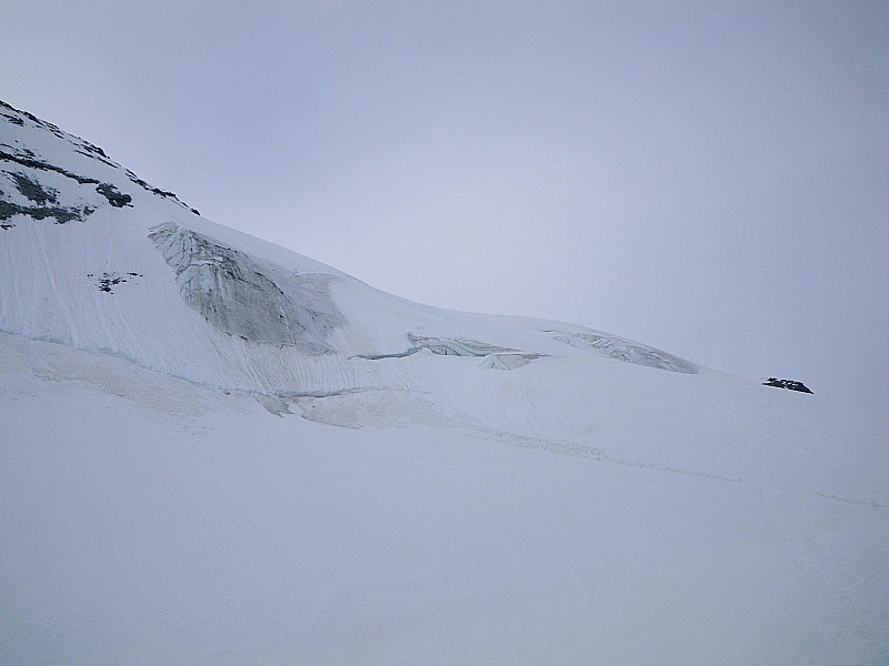 #4 2ème partie : Itinéraire vers épaule du Mont Pourri vu depuis pied du couloir du col des Roches. 2ème partie : Itinéraire vers épaule du Mont Pourri vu depuis pied du couloir du col des Roches.