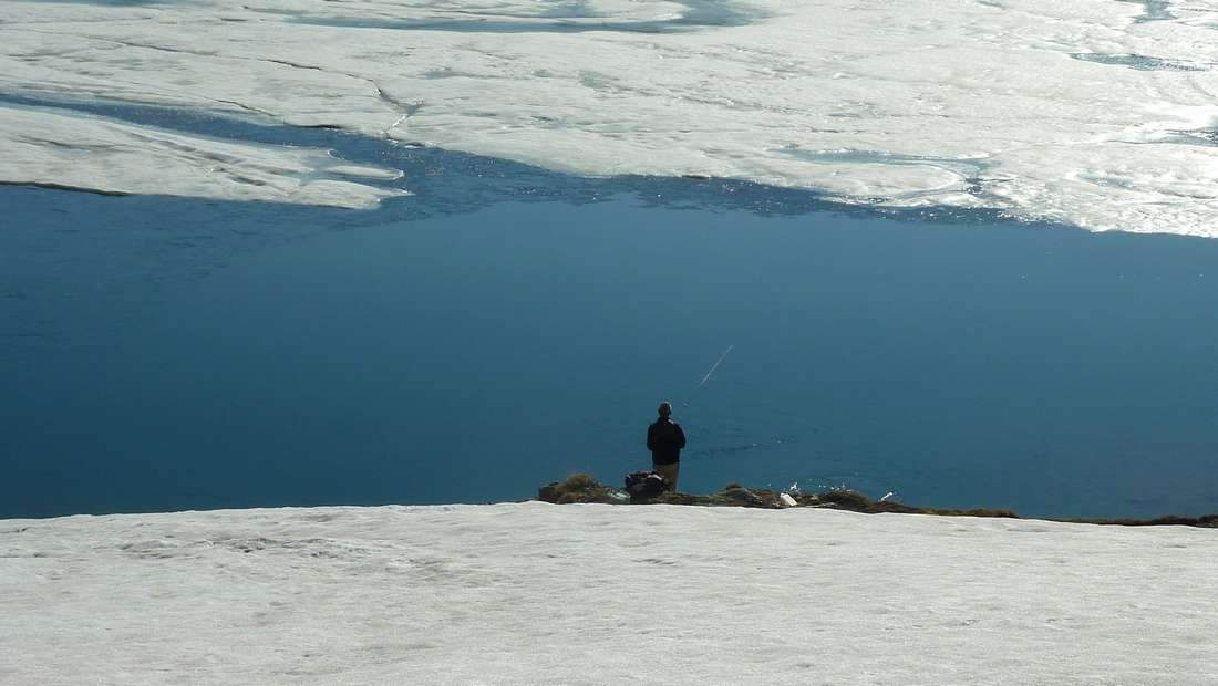 El Pescador : ça peche dans les lacs pendant que d'autres skient...