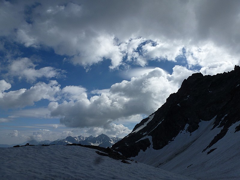 #13 Sous le sommet : Un peu d Sous le sommet : Un peu d'ombre