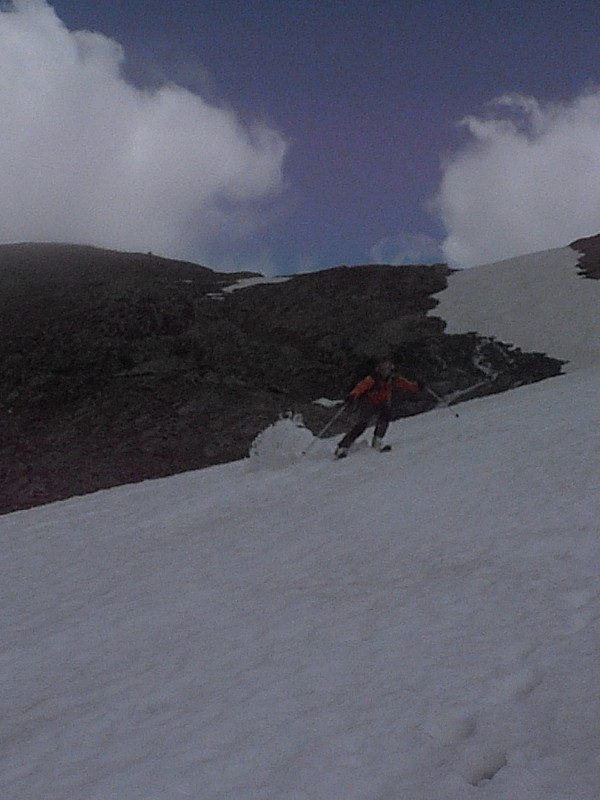 #7 Enneigement piste finale : Vers la fin .La piste encore large Enneigement piste finale : Vers la fin .La piste encore large