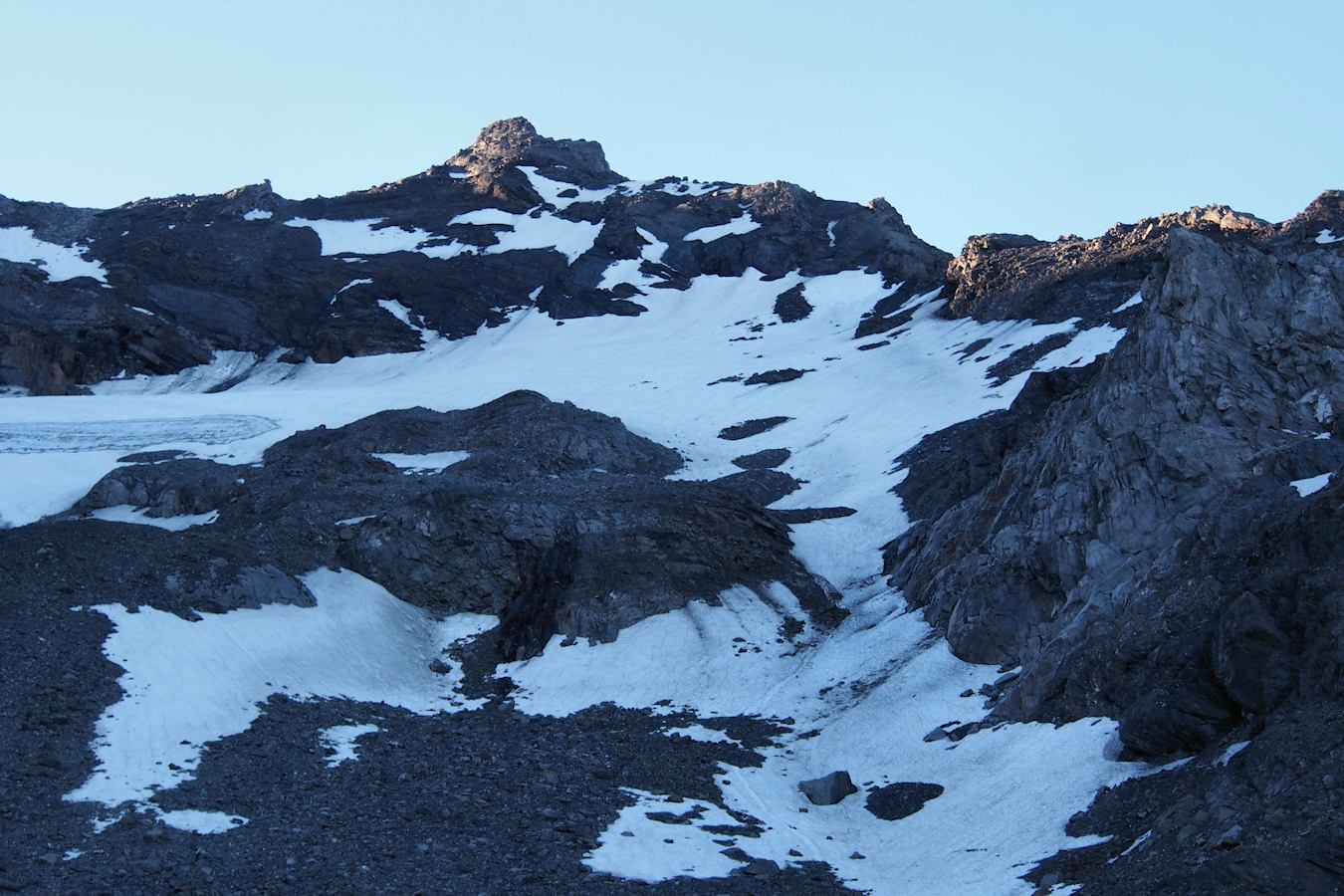 #2 20 minutes plus tard : La neige en versant Nord de la Pointe de Thorens. 20 minutes plus tard : La neige en versant Nord de la Pointe de Thorens.