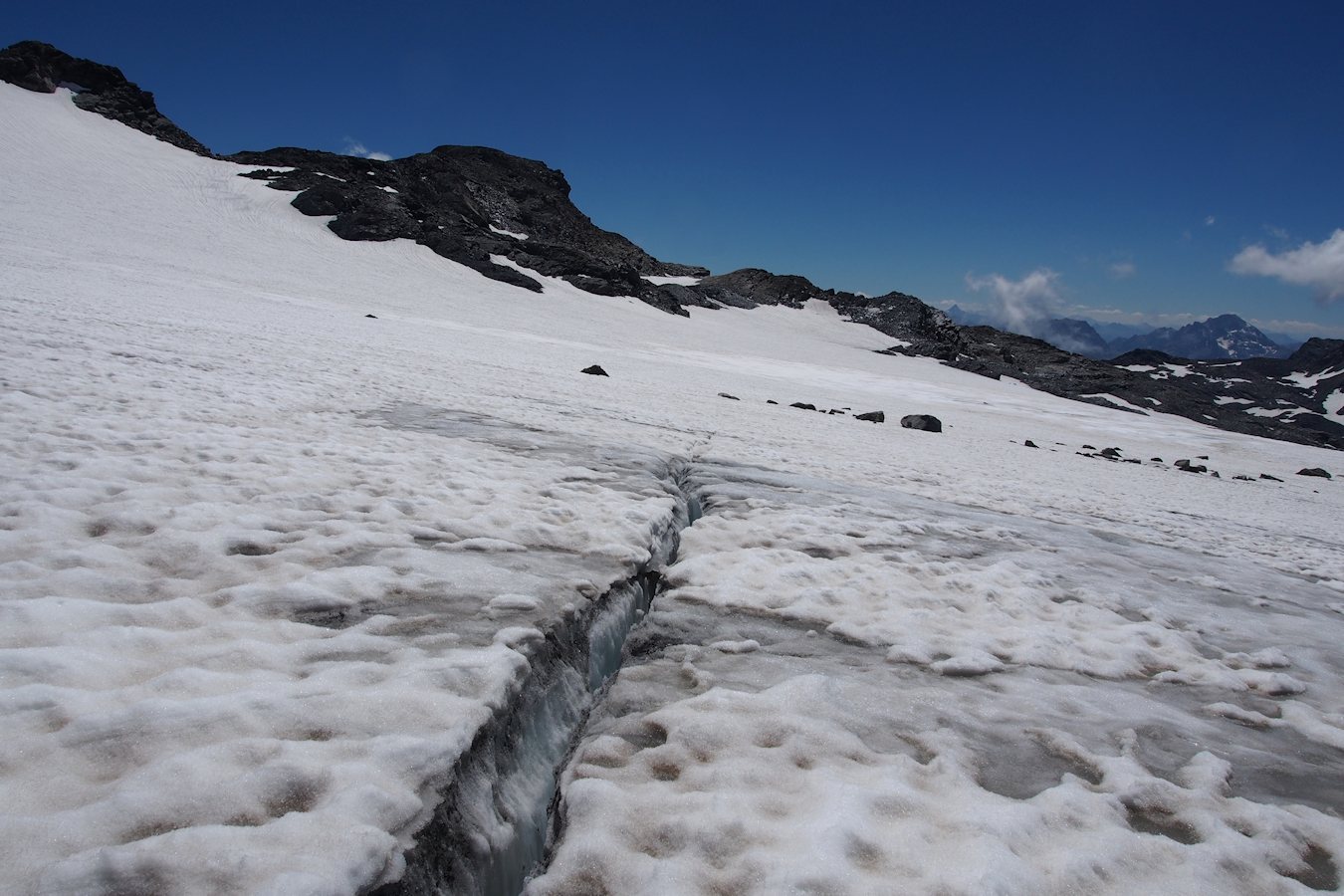 Glacier de Chavière : Encore peu crevassé.