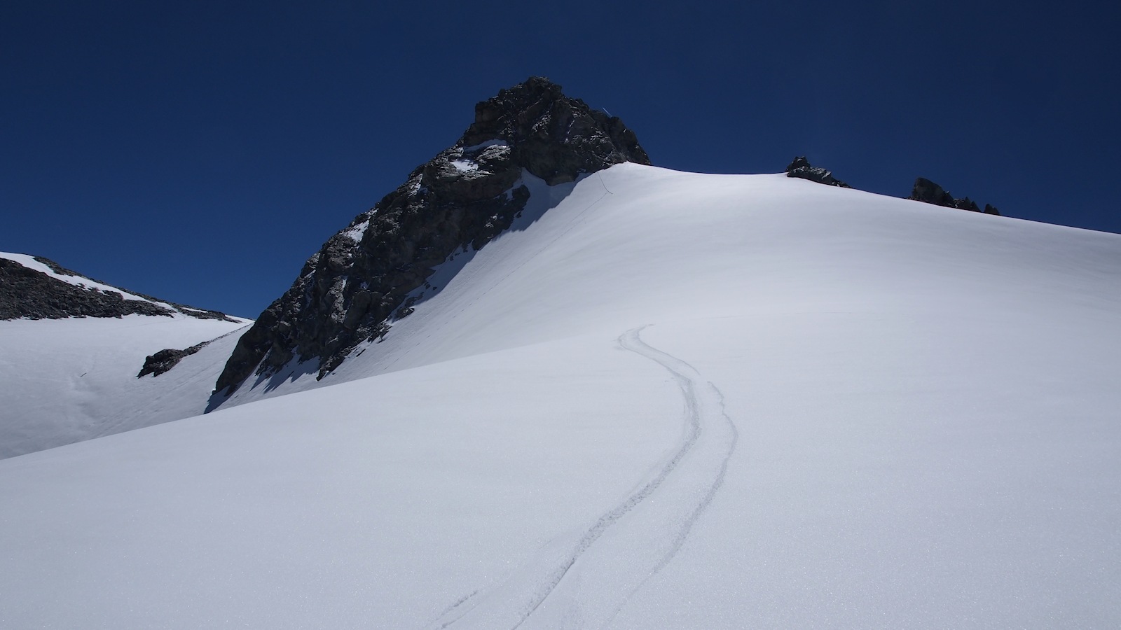 L'aiguille de Polset : Remontée jusqu'au pied de l'Aiguille.