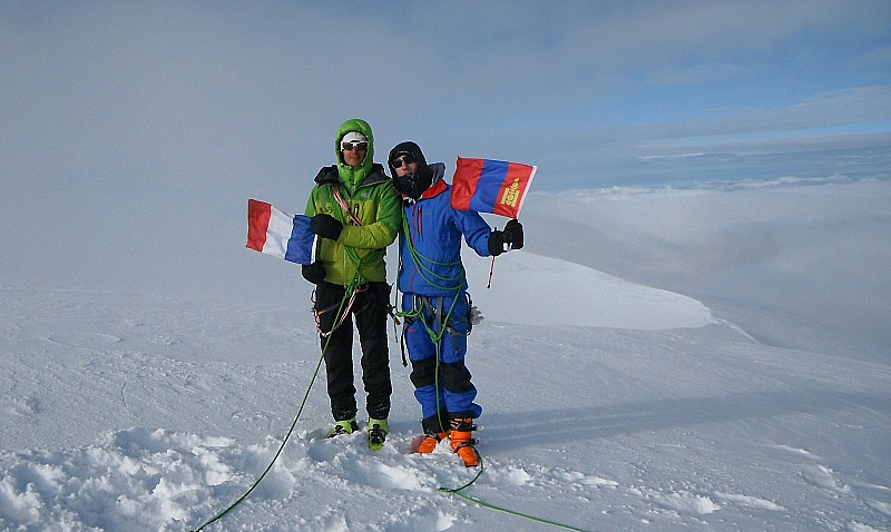 #8 sommet khuiten : sommet du khuiten sommet khuiten : sommet du khuiten