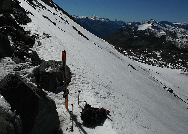 Rocher du départ : Le rocher du départ sous la pointe du montet.