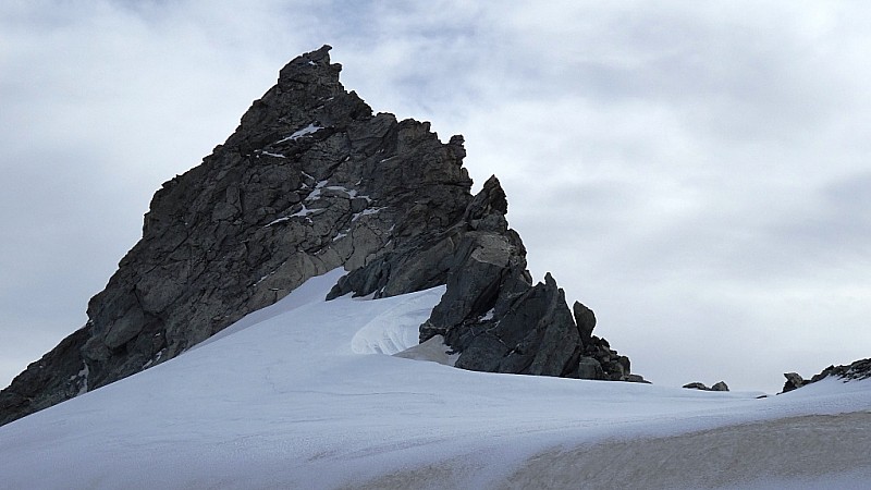 #6 Aiguille de Polset : jolie petite arrête avec une vue plongeante de chaque côtés... Aiguille de Polset : jolie petite arrête avec une vue plongeante de chaque côtés...