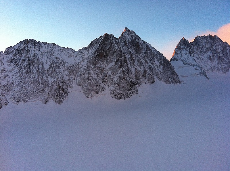 #5 face nord : Sagne frendo soubeyran...il me semble ;de belles lignes de mixte automnale face nord : Sagne frendo soubeyran...il me semble ;de belles lignes de mixte automnale