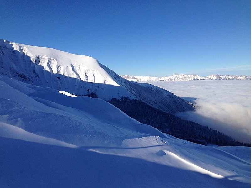 #2 Le Grand Serre : Sur une mer de nuages Le Grand Serre : Sur une mer de nuages