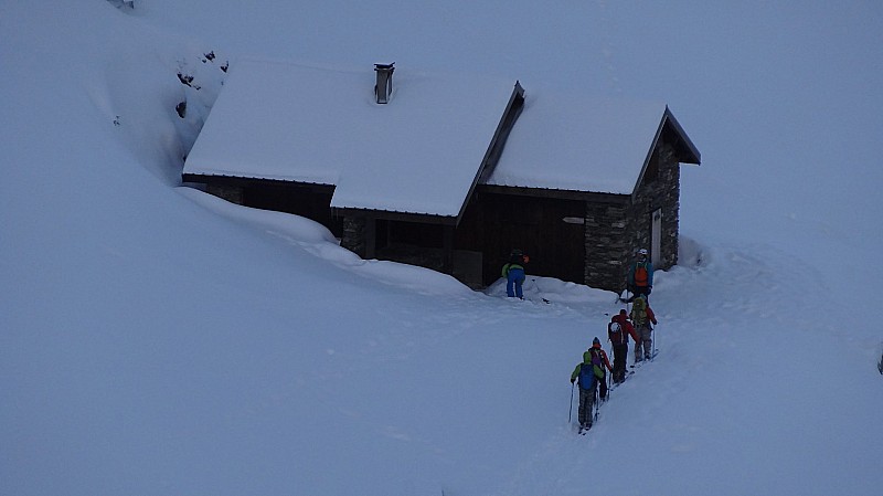 #3 Arrivée au refuge de Claran. : Ambiance isolement garantie. Arrivée au refuge de Claran. : Ambiance isolement garantie.