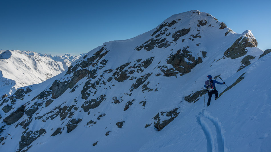 Retour au sommet : on tire un peu la langue