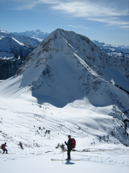 #6 Pointe Nantaux : La Pointe de Nantaux avec le Mont-Blanc au fond depuis le sommet de la face Sud. Pointe Nantaux : La Pointe de Nantaux avec le Mont-Blanc au fond depuis le sommet de la face Sud.
