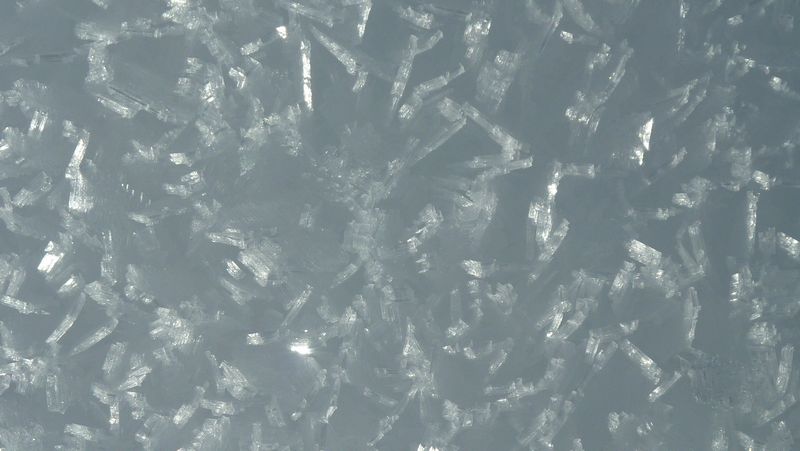 #2 Cristaux : petits batonnets Cristaux : petits batonnets