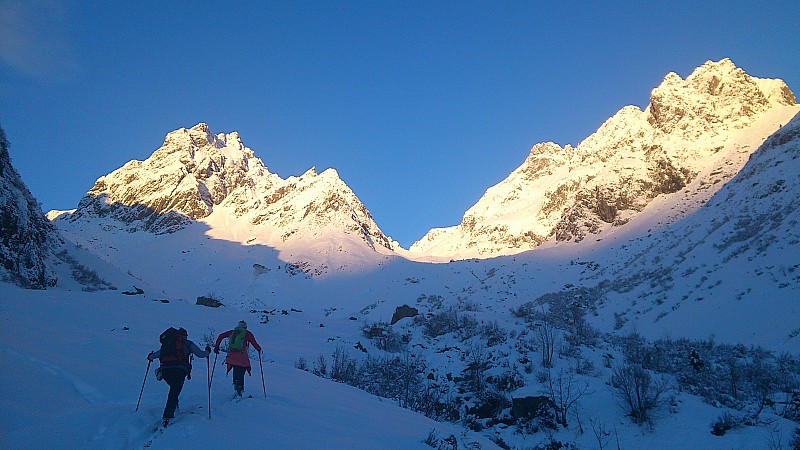 Lever de soleil à l'orselle : Magie et solitude !