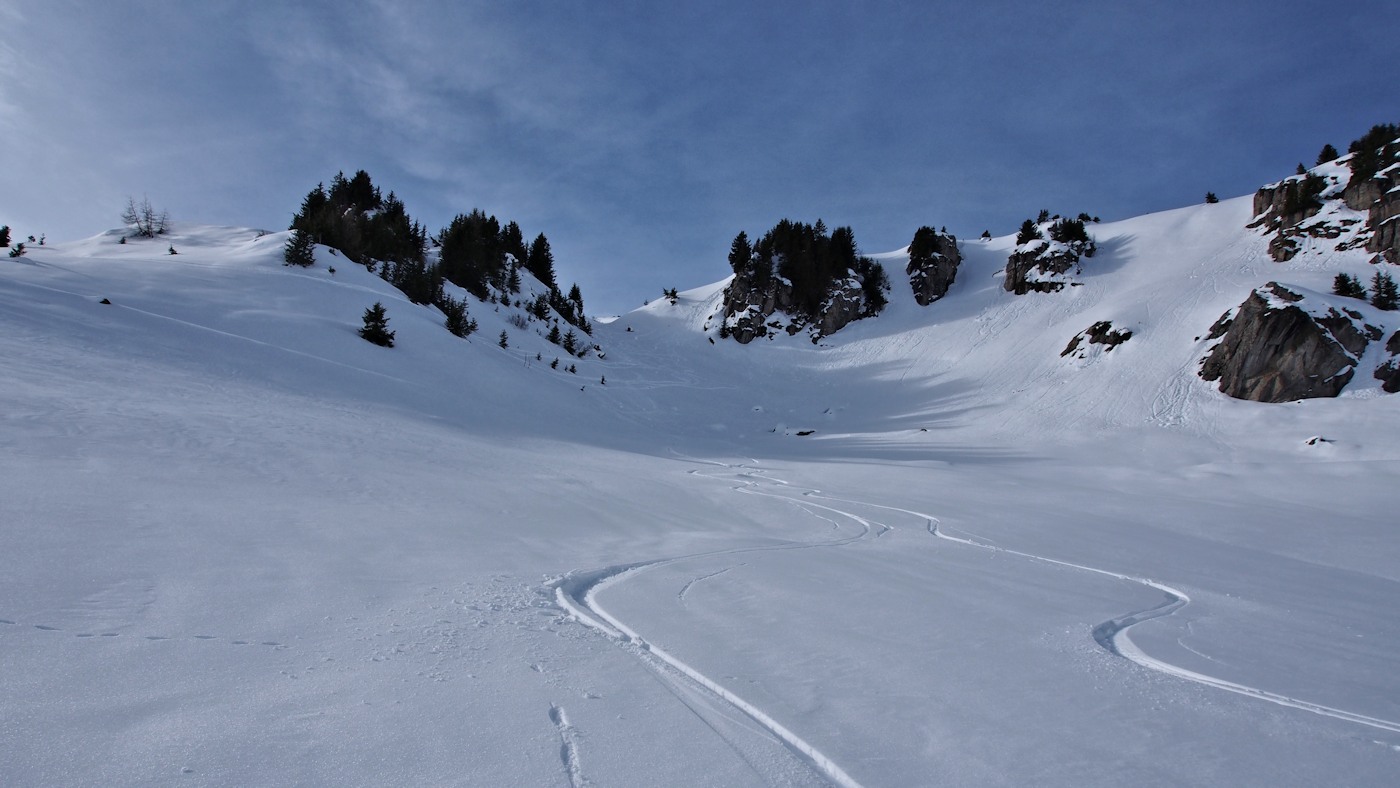 Descente versant Est : Du bon ski.