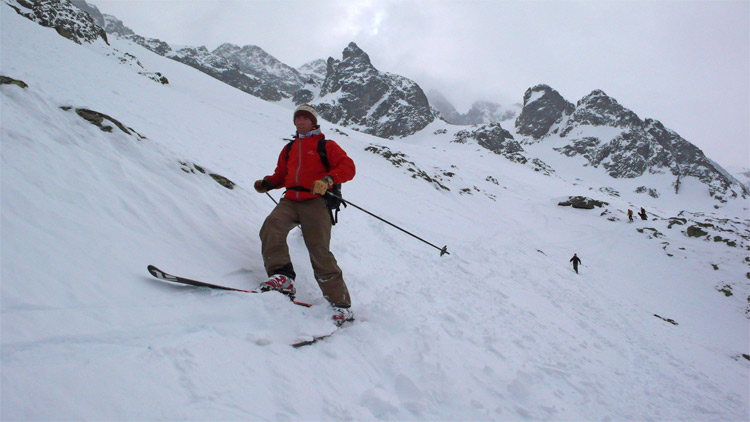 #6 Encrenaz versant NW : Xav dans les pentes sous l Encrenaz versant NW : Xav dans les pentes sous l'Aiguille Morris.