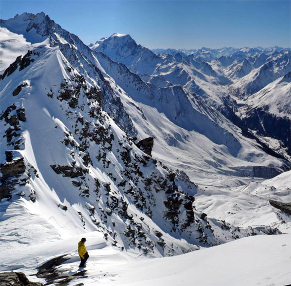 Couloir SW : Pïerre à l'entrée du couloir.