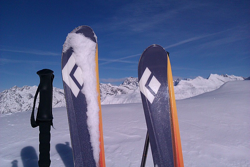 Mes skis en RTT ! : et devant le sirac !