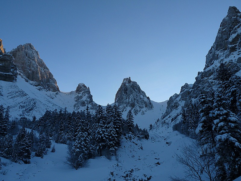 #1 Col des Aiguilles : Avant de bifurquer le col de Corps Col des Aiguilles : Avant de bifurquer le col de Corps