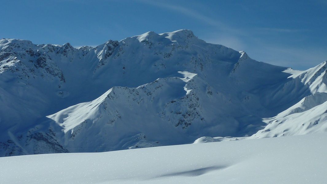 Pointe du Mont du Fut : une énorme plaque partie en versant nord