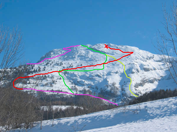 #1 Mon parcours en rouge : Le violet ne passe pas en ski à la monté (trop raide) et le vrai sommet est en fait à droite. Mon parcours en rouge : Le violet ne passe pas en ski à la monté (trop raide) et le vrai sommet est en fait à droite.