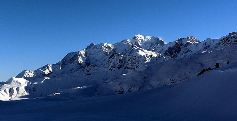 rocher des Enclaves : Mont Blanc en toile de Fond