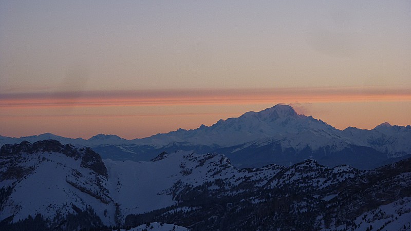 Mont Blanc : çà souffle au sommet là-bas