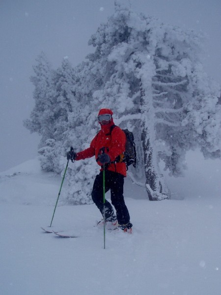 Skieur dans la tourmente : Sur les crêtes, ambiance hivernale