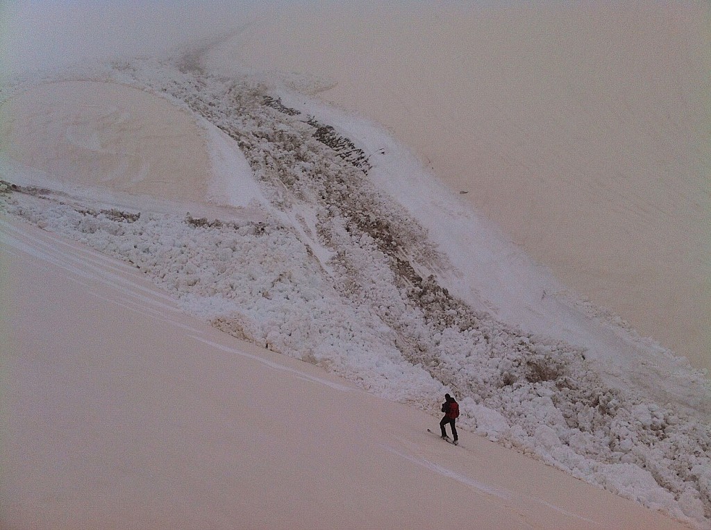 #2 L L'avalanche de fond : a ensevelie nos traces de montée