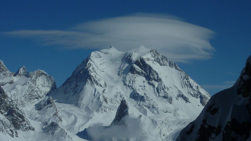 #13 Grande Casse : elle a mis son chapeau Grande Casse : elle a mis son chapeau