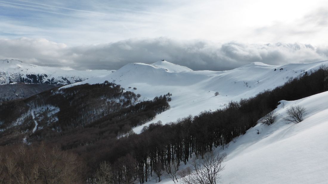 #14 Montée au Peylat : Vent dans le dos, pour finir la boucle. Montée au Peylat : Vent dans le dos, pour finir la boucle.