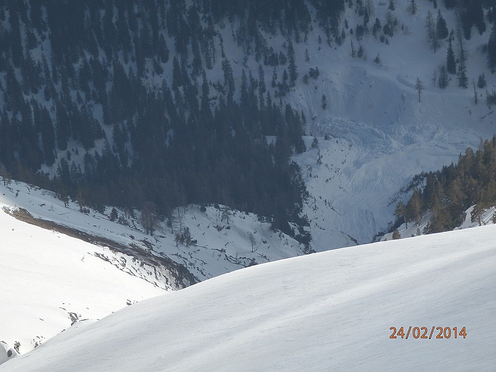 L'avalanche classique : de l'Agnellière dans le vallon de la Madone