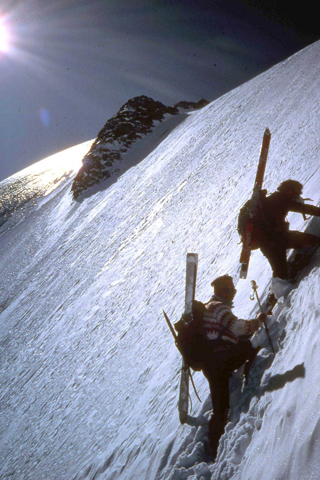 #17 Pente finale : Une bonne poudre pour la descente (heureusement pour moi) Pente finale : Une bonne poudre pour la descente (heureusement pour moi)