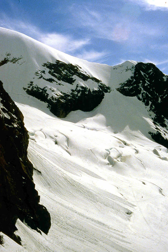 #11 Rateau SW : On avait fait la pente de droite quelques temps avant, je pense qu Rateau SW : On avait fait la pente de droite quelques temps avant, je pense qu'elle ne se fait plus.
